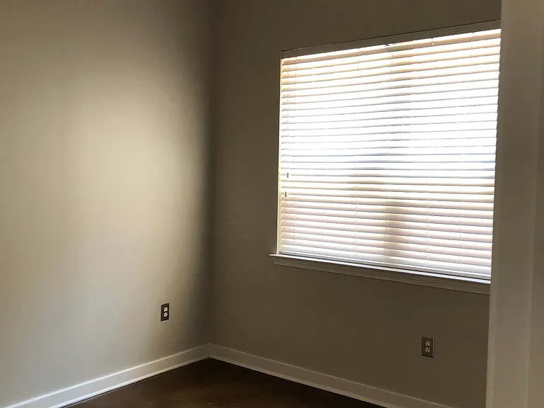 3000 Vanderbilt Pl #112 — Photo 16