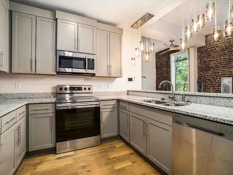 435 Westport Rd #302 — Photo 56