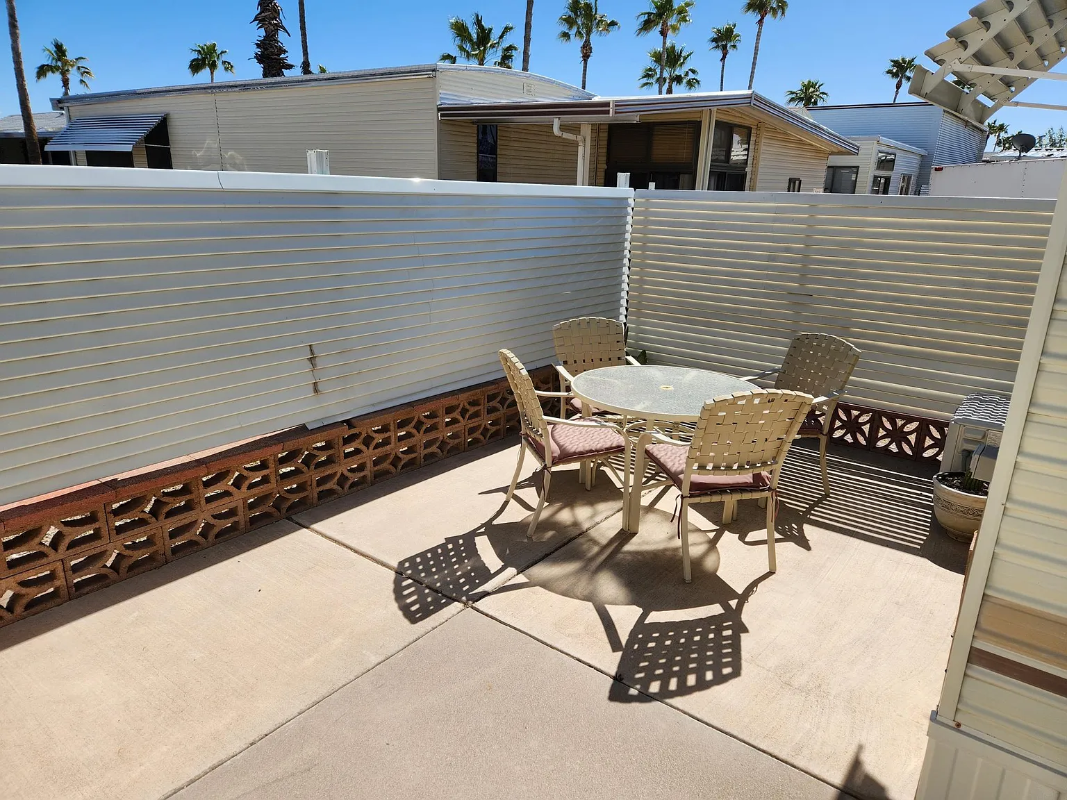 1 bed, 375 sqft, $1,300 — Photo 4