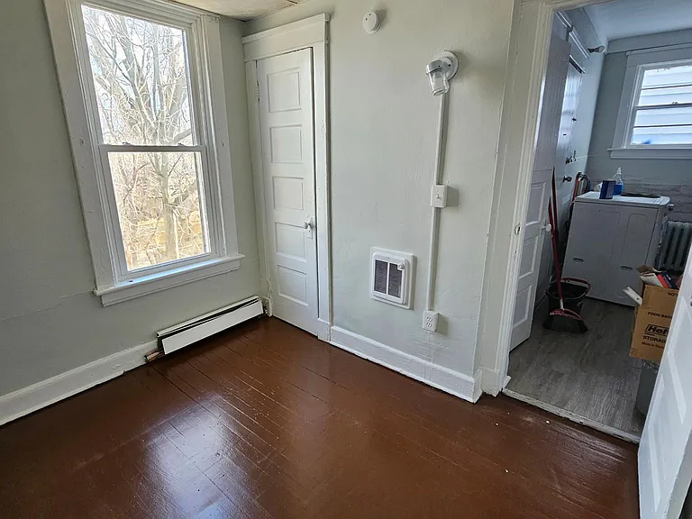 98 Ontario St #2 — Photo 13