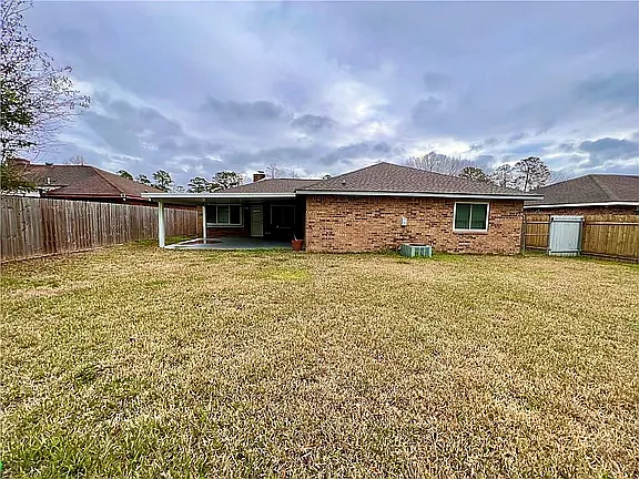115 Bishops Dr — Photo 9