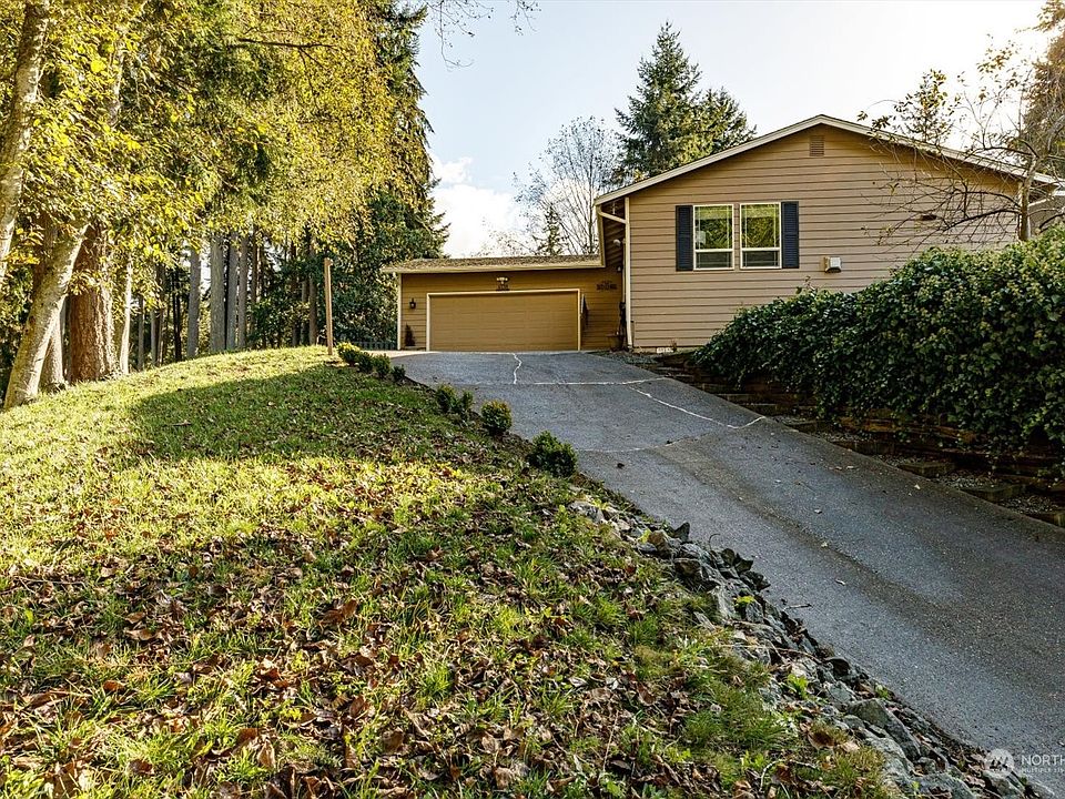 1st image of 4538 Siesta Place
