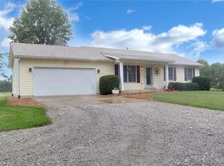 69 Hunters Ridge Dr, Winfield, MO 63389