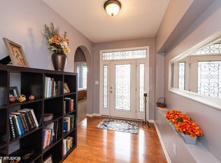 8627 N Winding Bnd, McCordsville, IN
