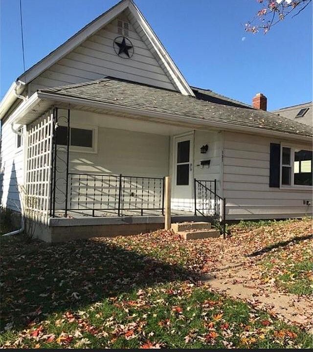 1st image of 131 Walnut St
