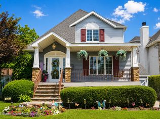 43 Outerbridge Ave, Staten Island, NY 10309