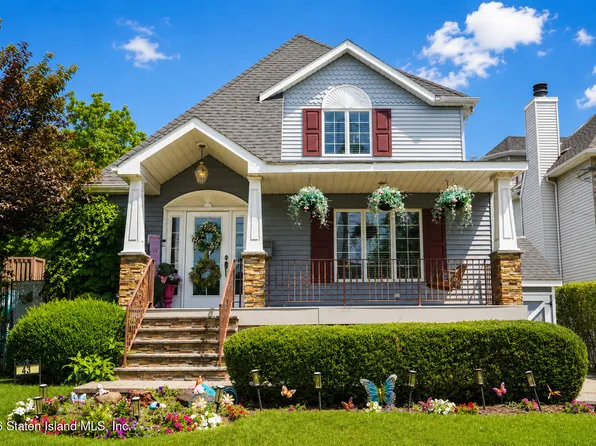 43 Outerbridge Ave, Staten Island, NY 10309