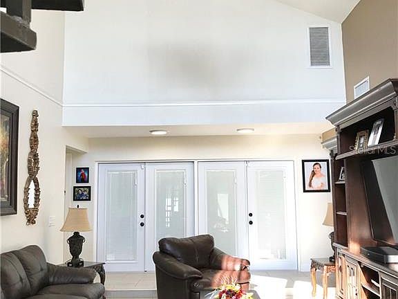 4th image of 8019 Lago Vista Dr
