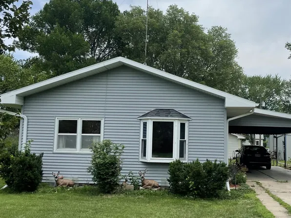 815 Church St, Bellwood, NE 68624