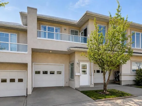 40 Edgeridge Ter NW, Calgary, AB T3A 6C2
