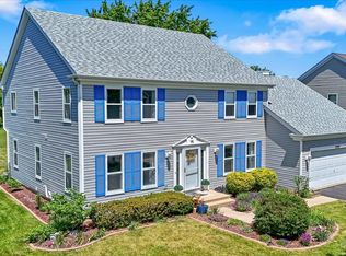 2480 Otter Creek Ln, Elgin, IL 60124