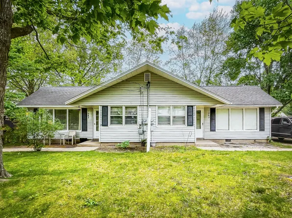 1063 Aster St, Wayland, MI 49348