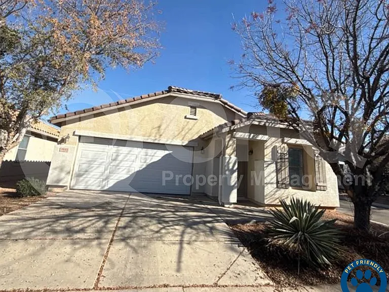 3643 E Constitution Dr — Photo 1