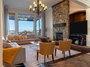 10707 248th St, Maple Ridge, BC V2W1G6