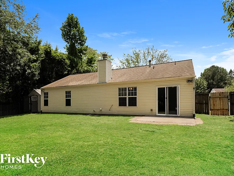 5255 Hillcrest Glenn Dr — Photo 14