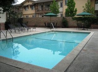 5245 Chesebro Rd APT 109, Agoura Hills, CA 91301