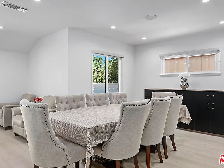 12849 Tiara St — Photo 12