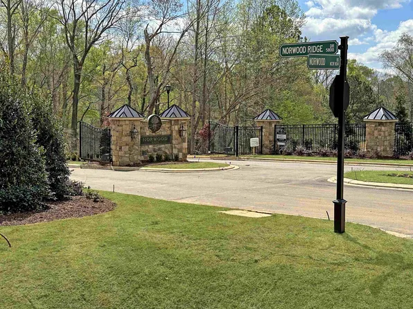 5809 Norwood Ridge Dr, Raleigh, NC 27614