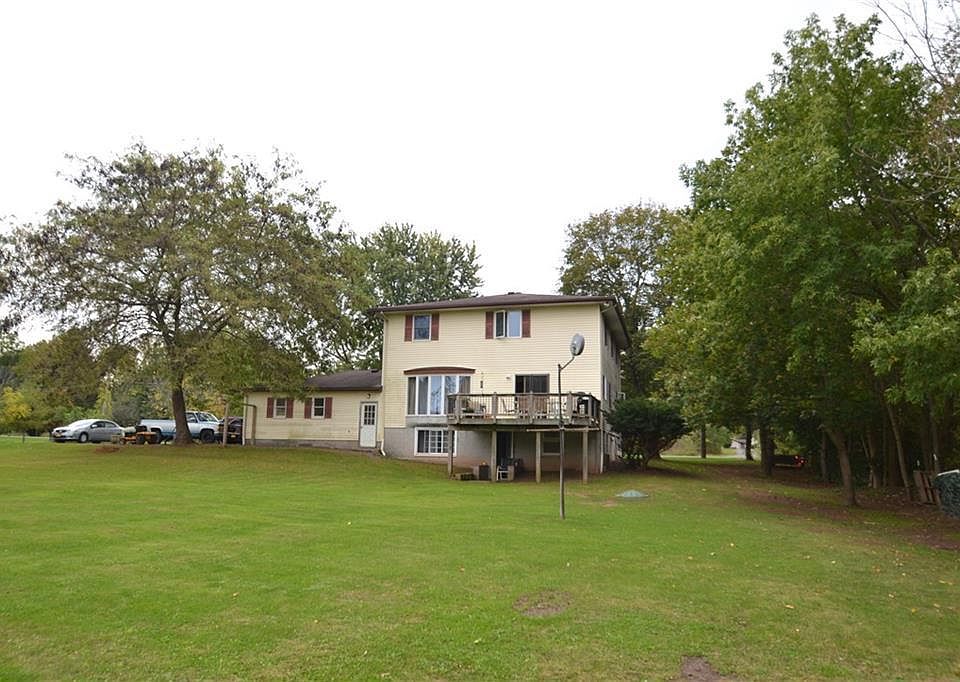 2nd image of 291 Berg Rd