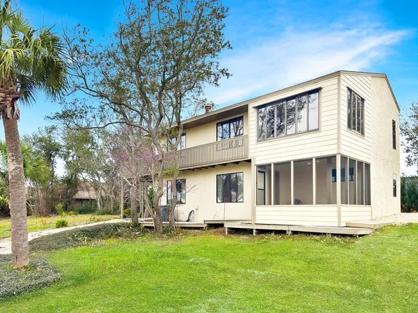 8302 Tradewinds Dr, Port Saint Joe, FL 32456