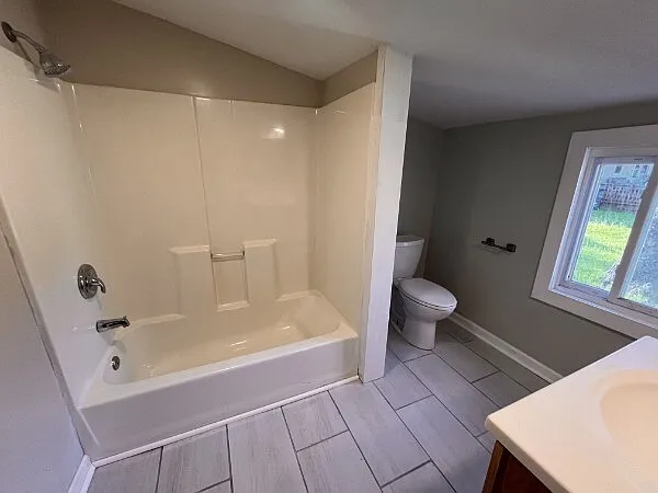 19 Carey Ave — Photo 4