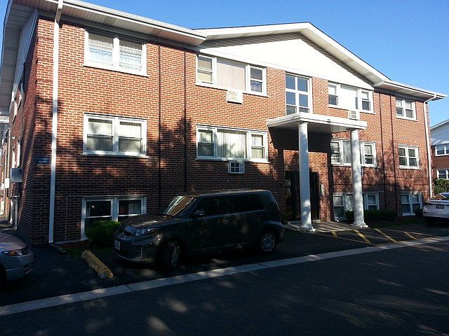 1st image of 10154 Hartford Ct APT 3C