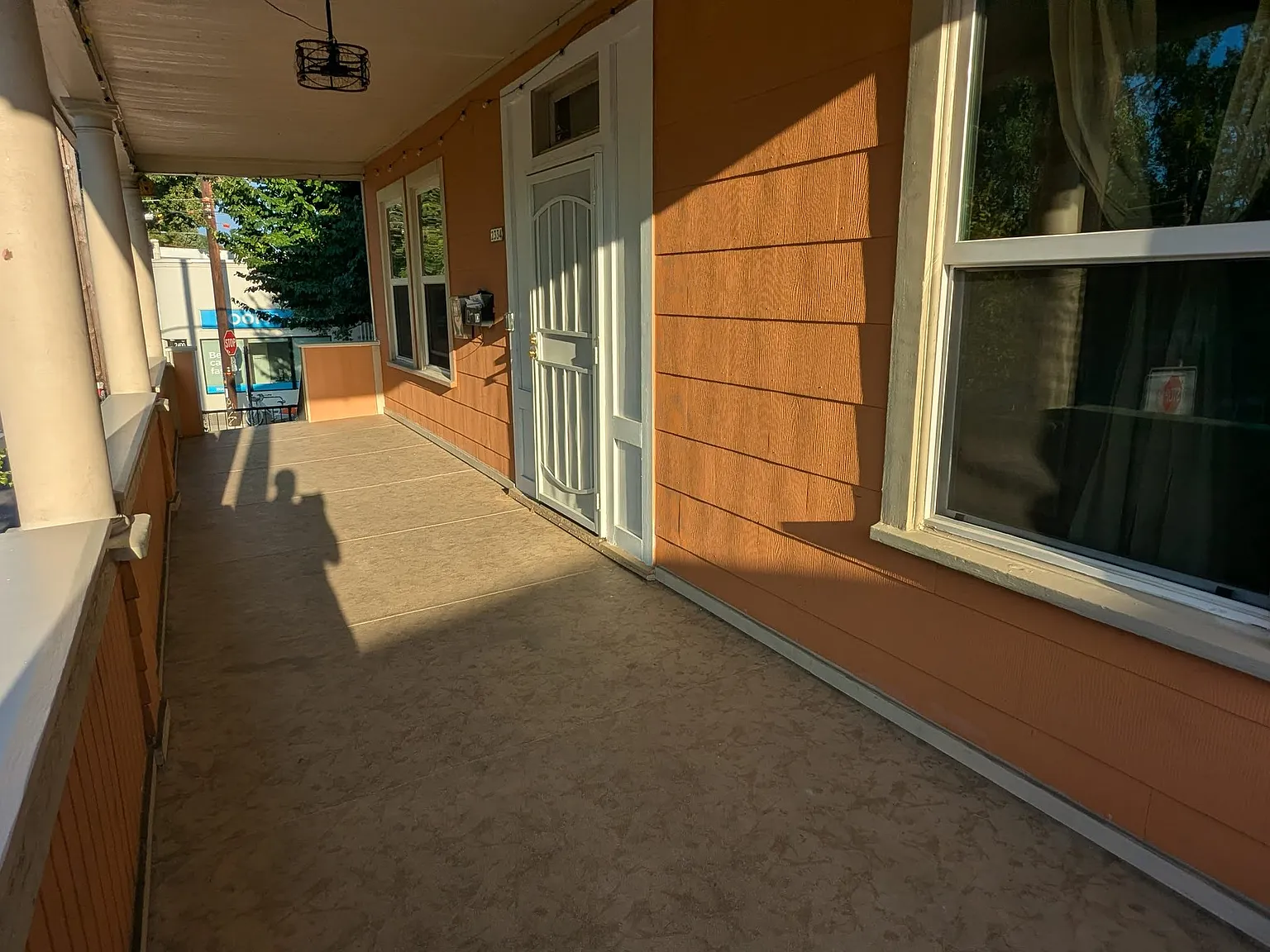 4 bed, 2100 sqft, $3,095 — Photo 1