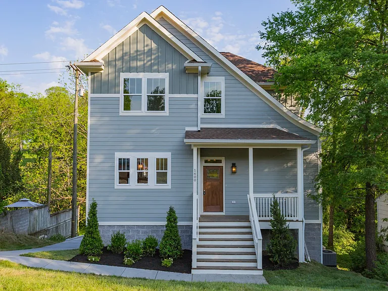 1600 Electric Ave — Photo 1