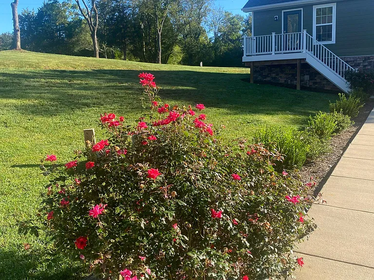 2605 Rural Ridge Ln — Photo 1