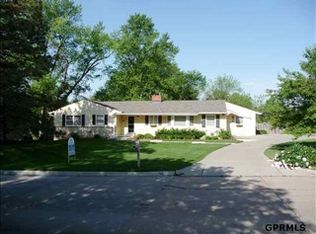 1304 S 96th St, Omaha, NE 68124