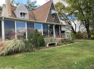 1 Sipe Rd, Coraopolis, PA 15108