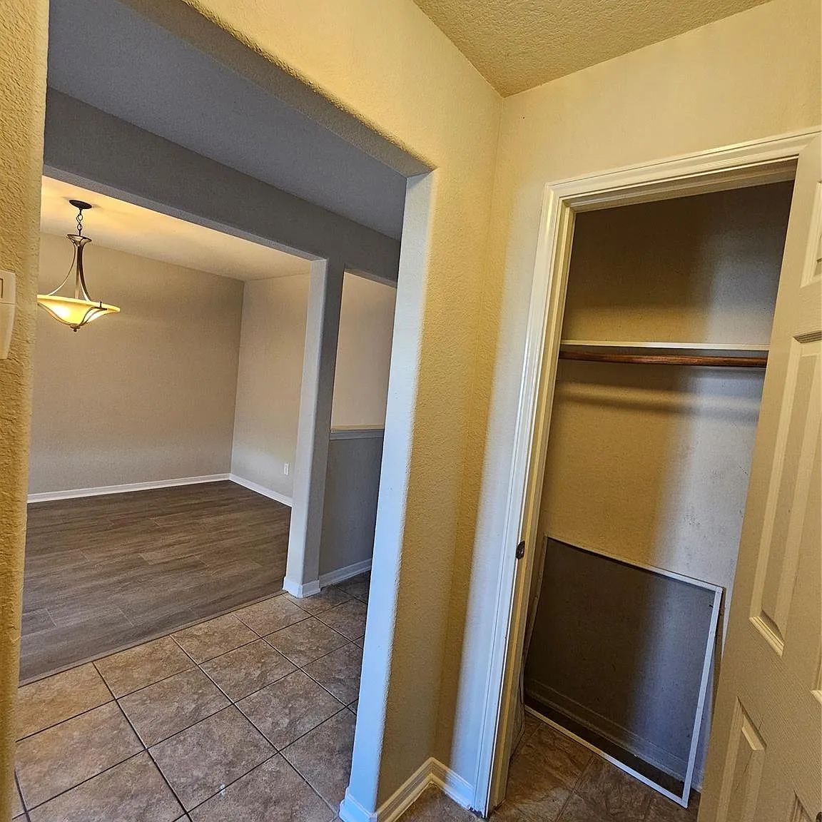 4 bed, 2.5 bath, 3136 sqft, $2,700 — Photo 4