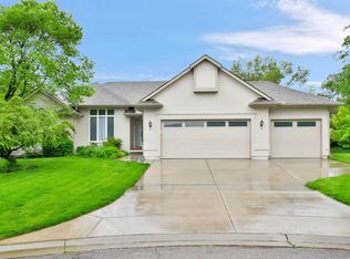 201 N Bent Tree Ct, Andover, KS 67002