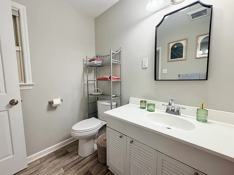 346 W McGinnis Cir — Photo 33