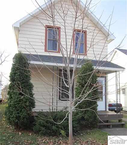 1st image of 617 11th Ave W
