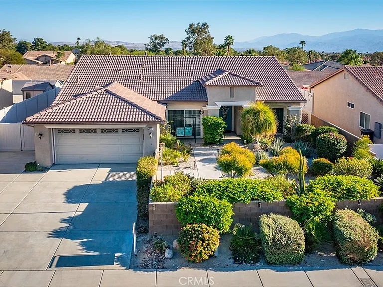 64243 Eagle Mountain Ave — Photo 29