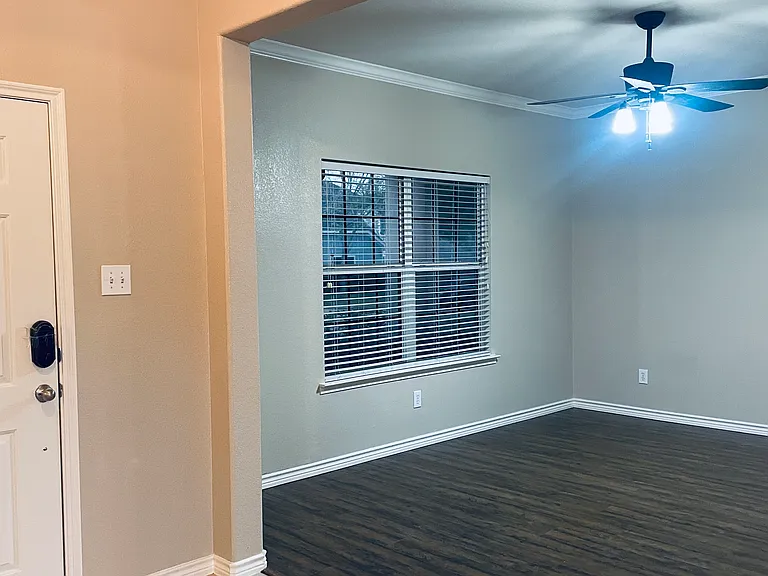 1200 Whisper Willow Dr — Photo 6