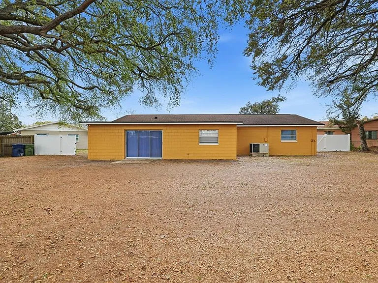 2327 W Knollwood Pl — Photo 35