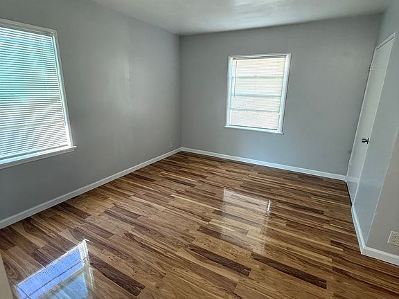 5th image of 5534 Fernwood Ave APT 102