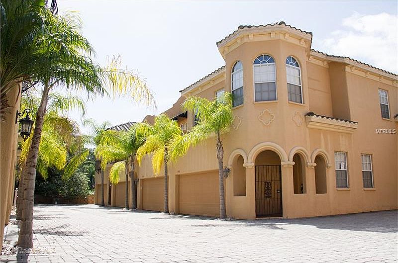 1st image of 2906 Hansen Manor Ln
