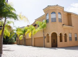 2906 Hansen Manor Ln, Tampa, FL 33611