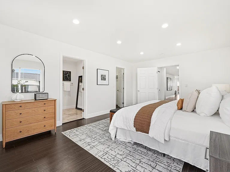 36045 Haley St — Photo 15