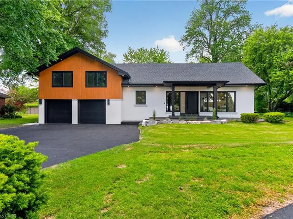 274 Mountain Brow Blvd, Hamilton, ON L8T 1A6