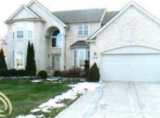 3039 Vixen Ct, Wixom, MI