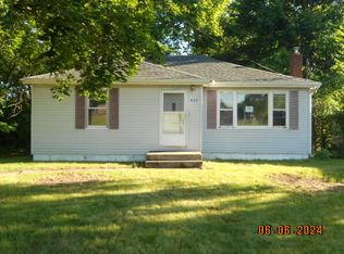 634 Upton Ave, Springfield, MI 49037