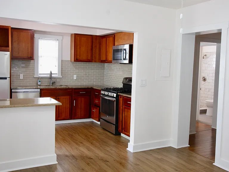 810 Elizabeth St #1 — Photo 35