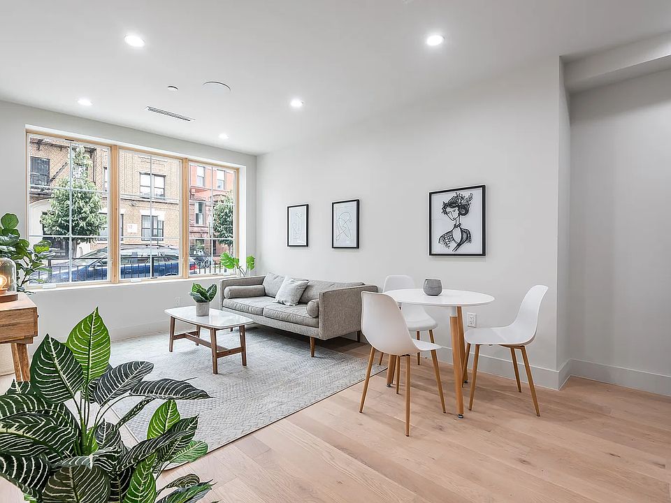 1st image of 674 Hancock St #1A