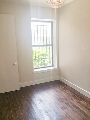 Rented by Lofts and Flats LLC | media 17