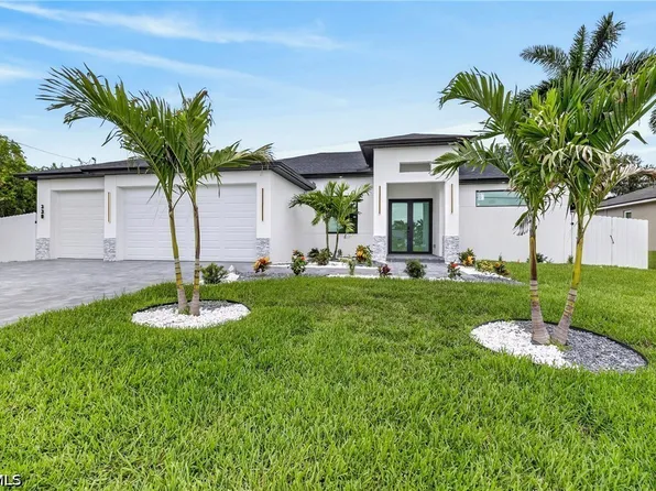 330 SW 26th Pl, Cape Coral, FL 33991