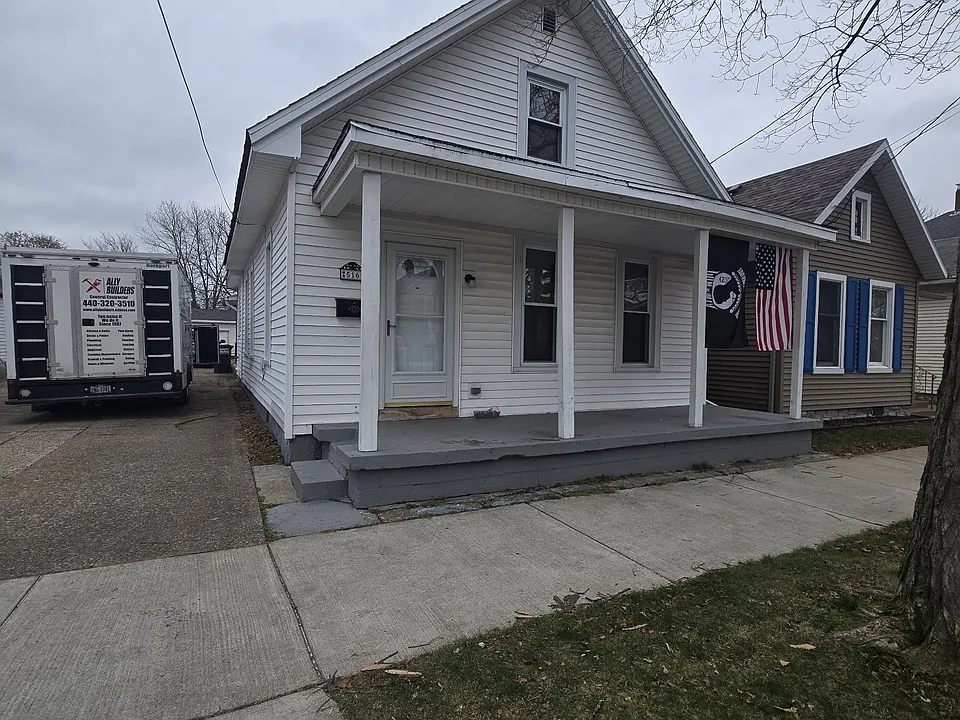 516 Shelby St